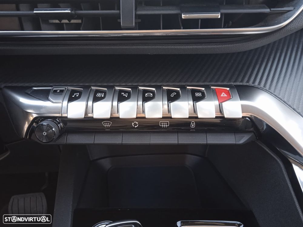 Peugeot 3008 1.6 Hybrid Allure Pack e-EAT8 - 25