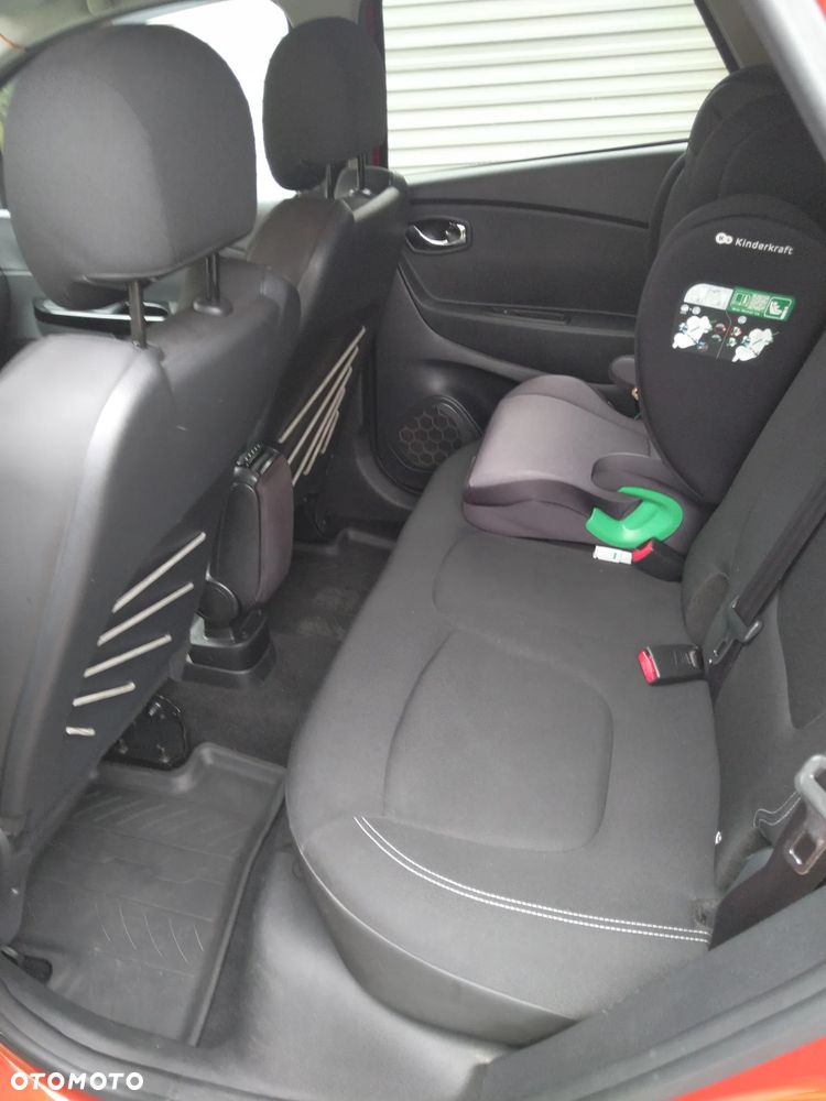 Renault Captur 1.2 Energy TCe Limited EDC - 12