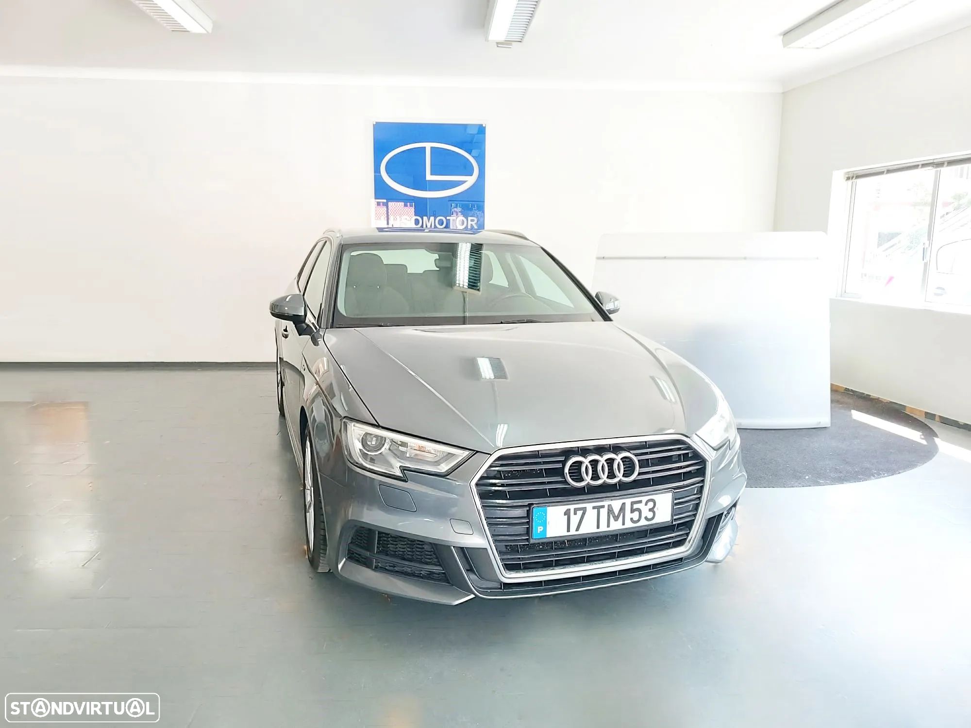 Audi A3 Sportback 1.6 TDI S-line - 1