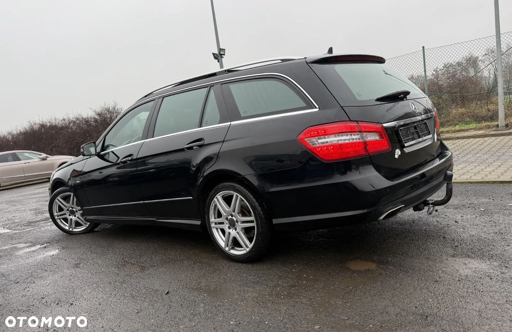 Mercedes-Benz Klasa E 350 4Matic 7G-TRONIC - 6