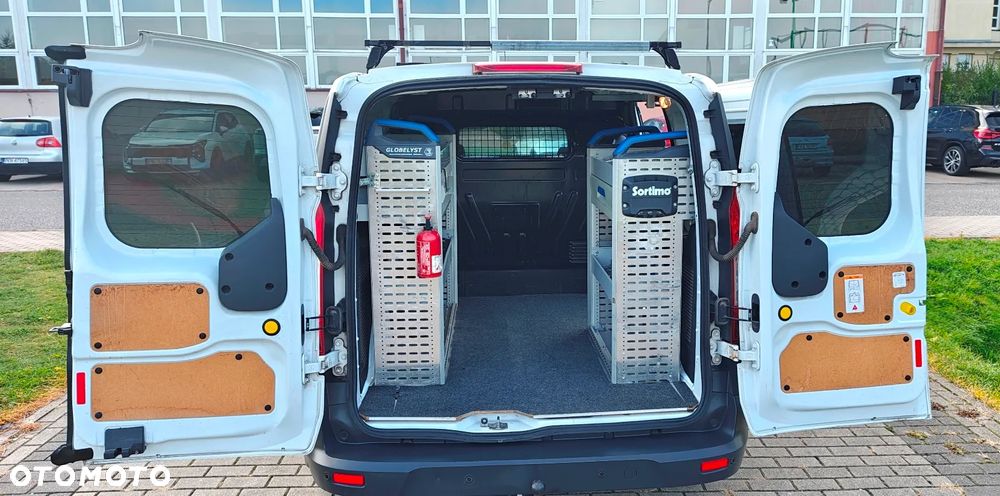 Ford Transit Connect - 15