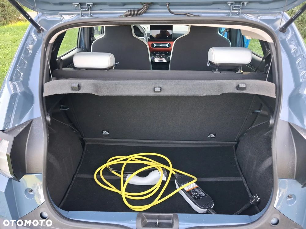 Dacia Spring - 10