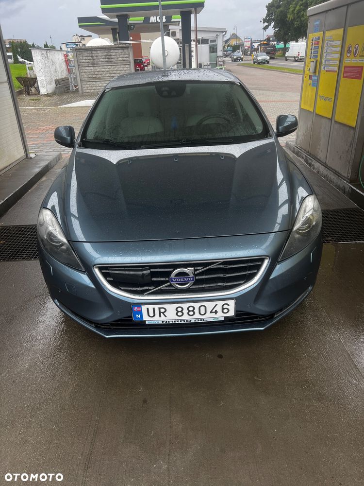 Volvo V40 D2 Summum - 3