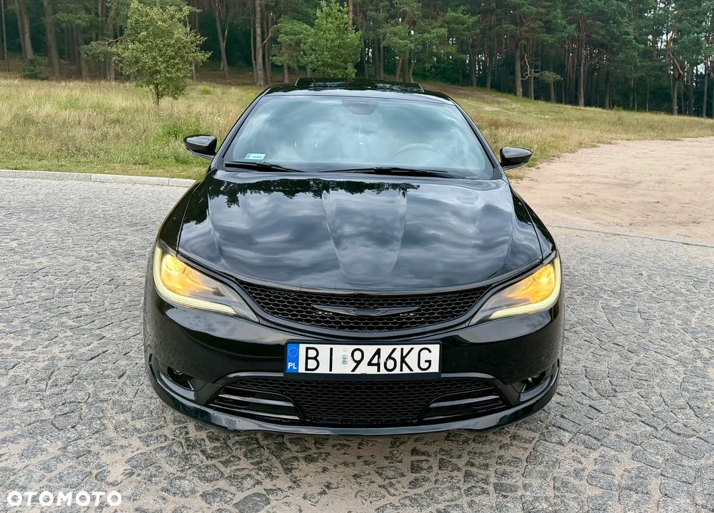 Chrysler 200 - 2
