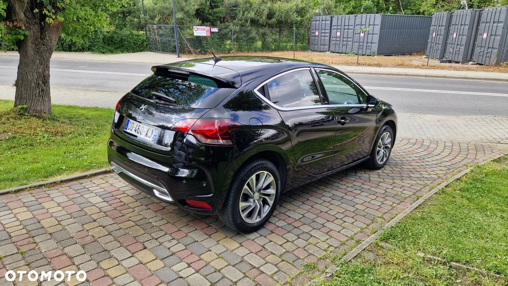Citroën DS4 1.6 HDi SoChic - 6