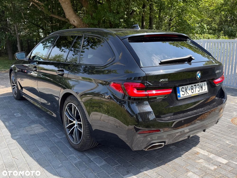 BMW Seria 5 520d xDrive - 5