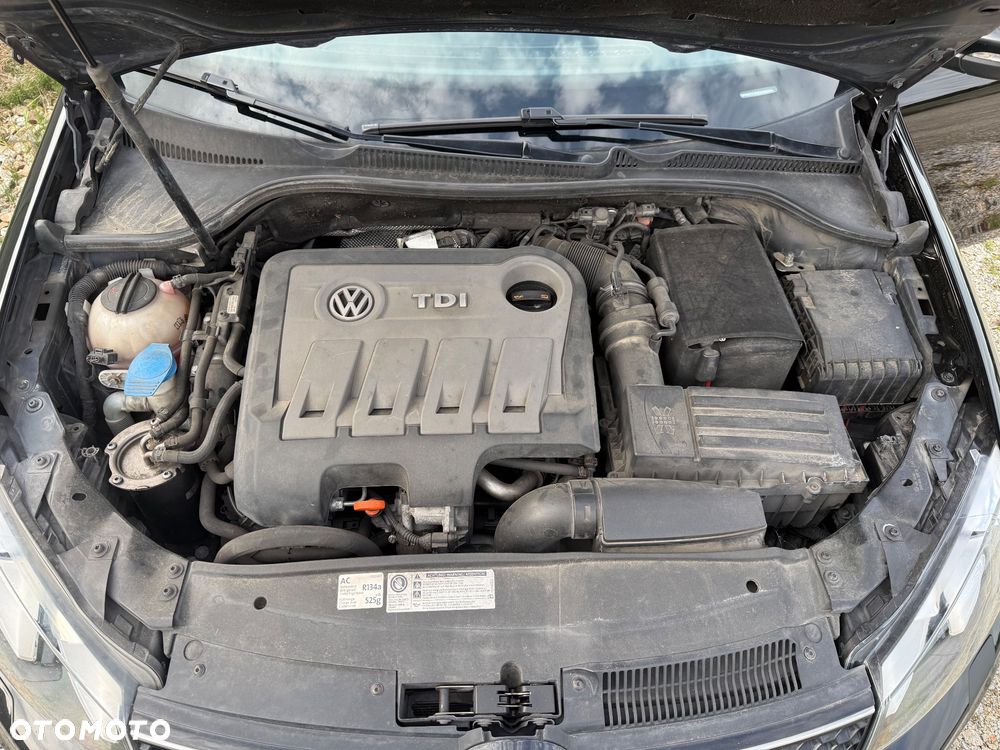 Volkswagen Golf - 33