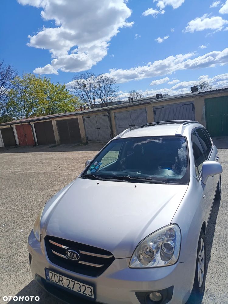 Kia Carens 2.0 EX - 3