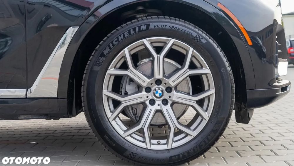 BMW X7 - 11