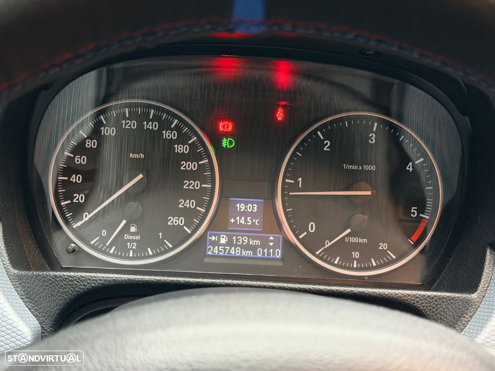 BMW 320 d Coupe - 29