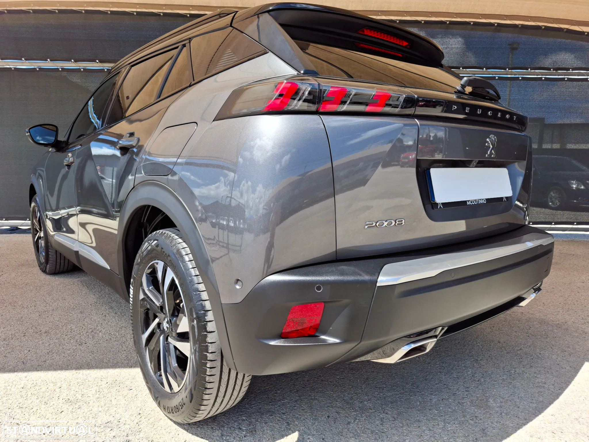 Peugeot 2008 1.2 PureTech GT Line EAT8 - 16