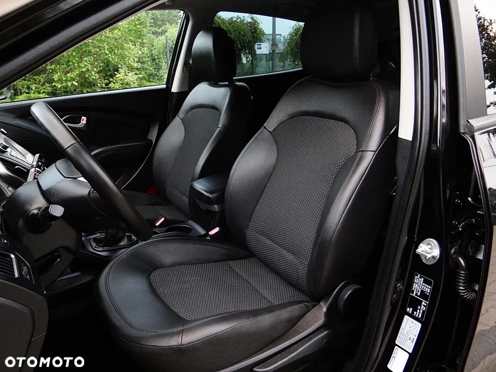 Hyundai ix35 2.0 CRDi 4WD Premium - 32