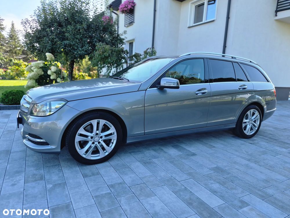Mercedes-Benz Klasa C 300 CDI BlueEff 4-Matic Avantgarde - 7