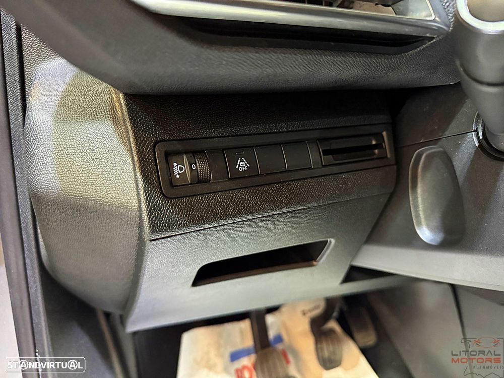 Peugeot 5008 1.2 PureTech Allure J18 - 19