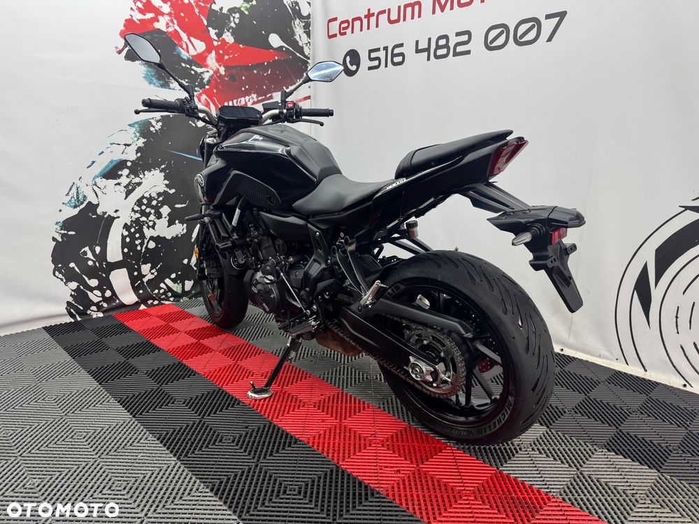 Yamaha MT - 6