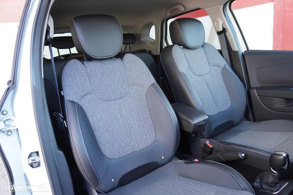 Renault Captur 1.5 dCi Exclusive EDC - 19