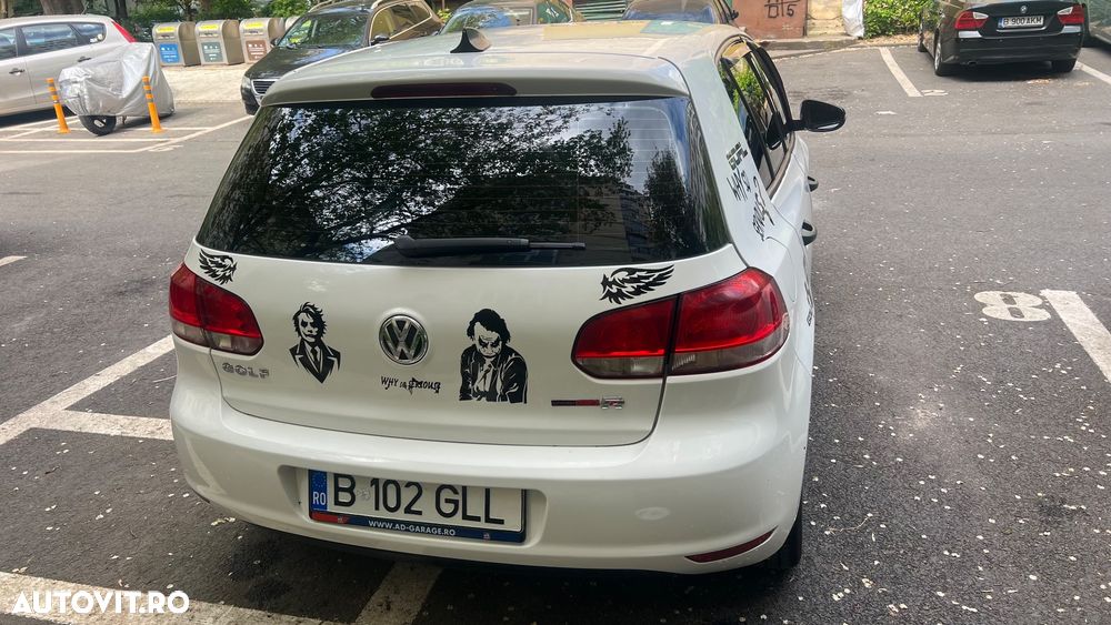 Volkswagen Golf - 3