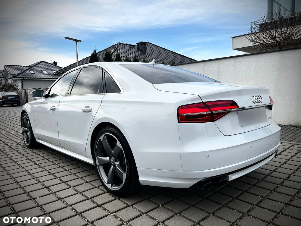 Audi A8 4.2 TDI DPF (clean diesel) quattro tiptronic - 4