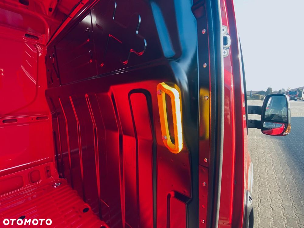 Iveco Daily/Furgon L4H2/3.0L/OD RĘKI /kolor/różne opcje/Dealer IVECO - 9
