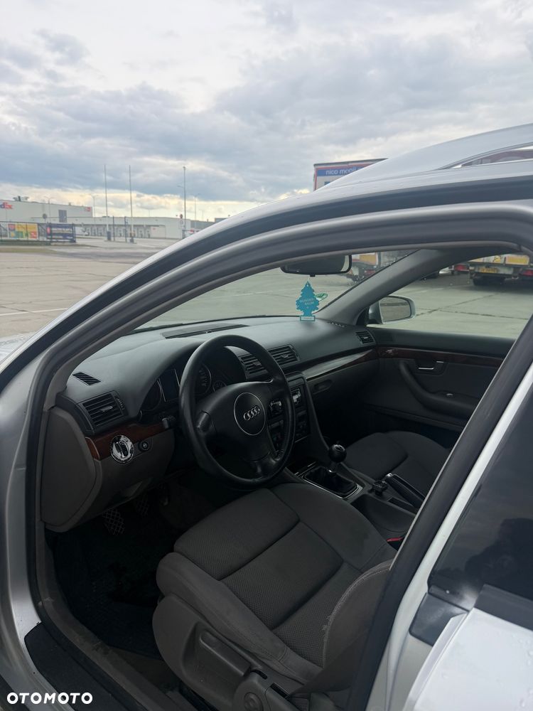 Audi A4 Avant ver-1-8t - 10