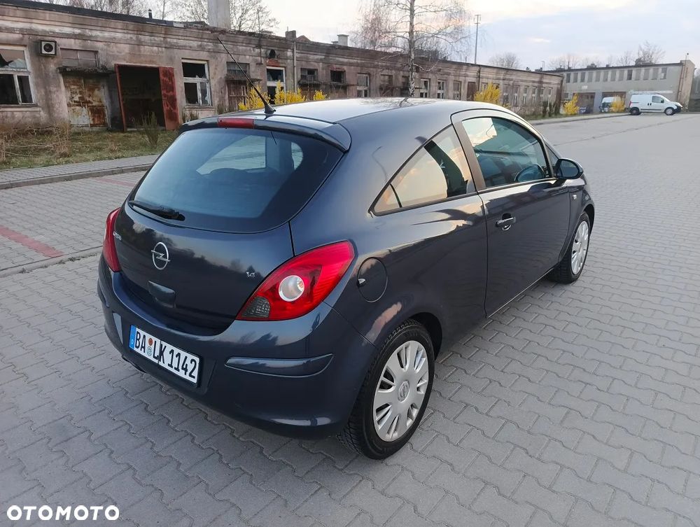 Opel Corsa 1.4 16V Enjoy - 4