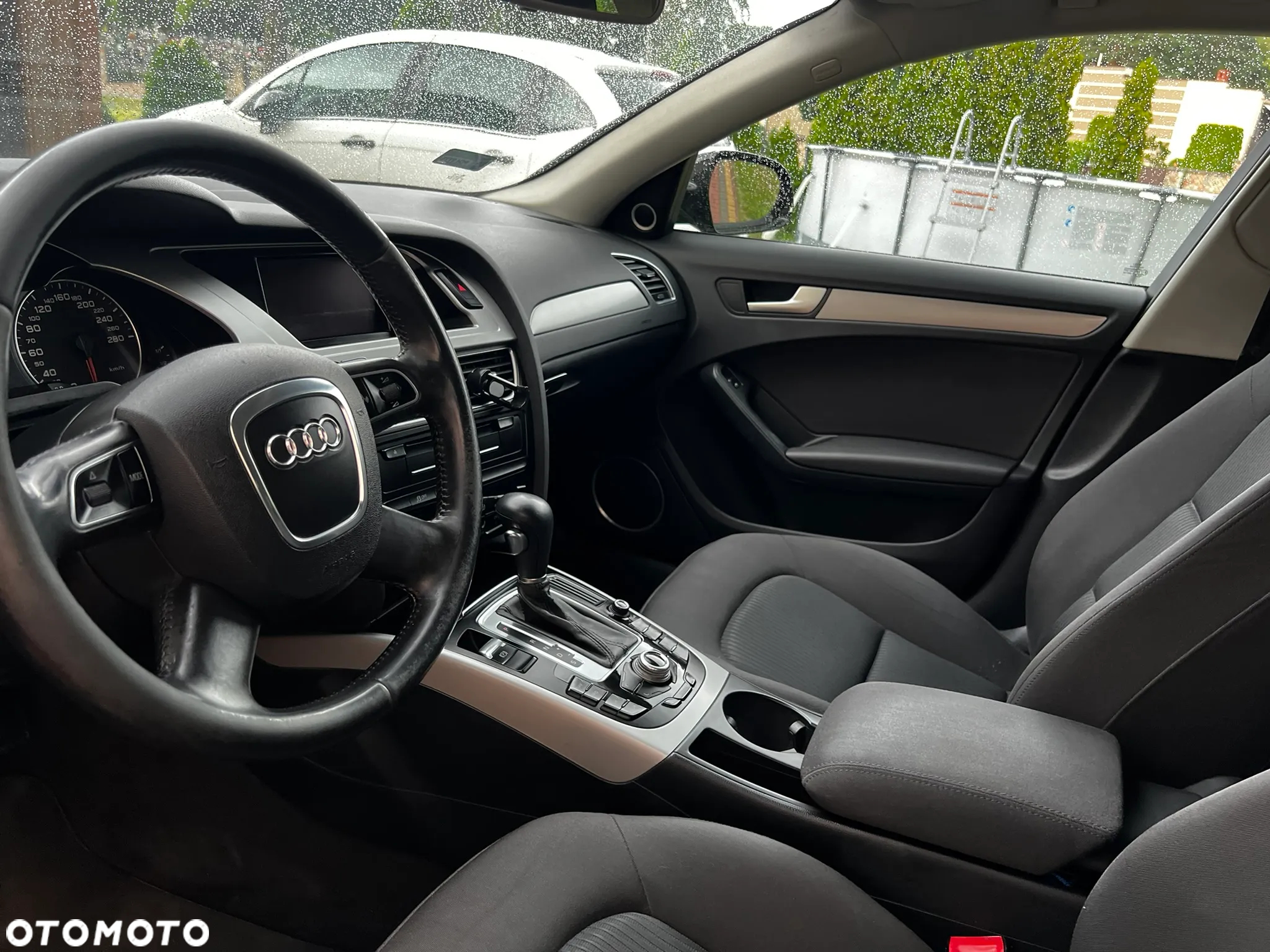 Audi A4 2.0 TDI DPF multitronic Attraction - 15