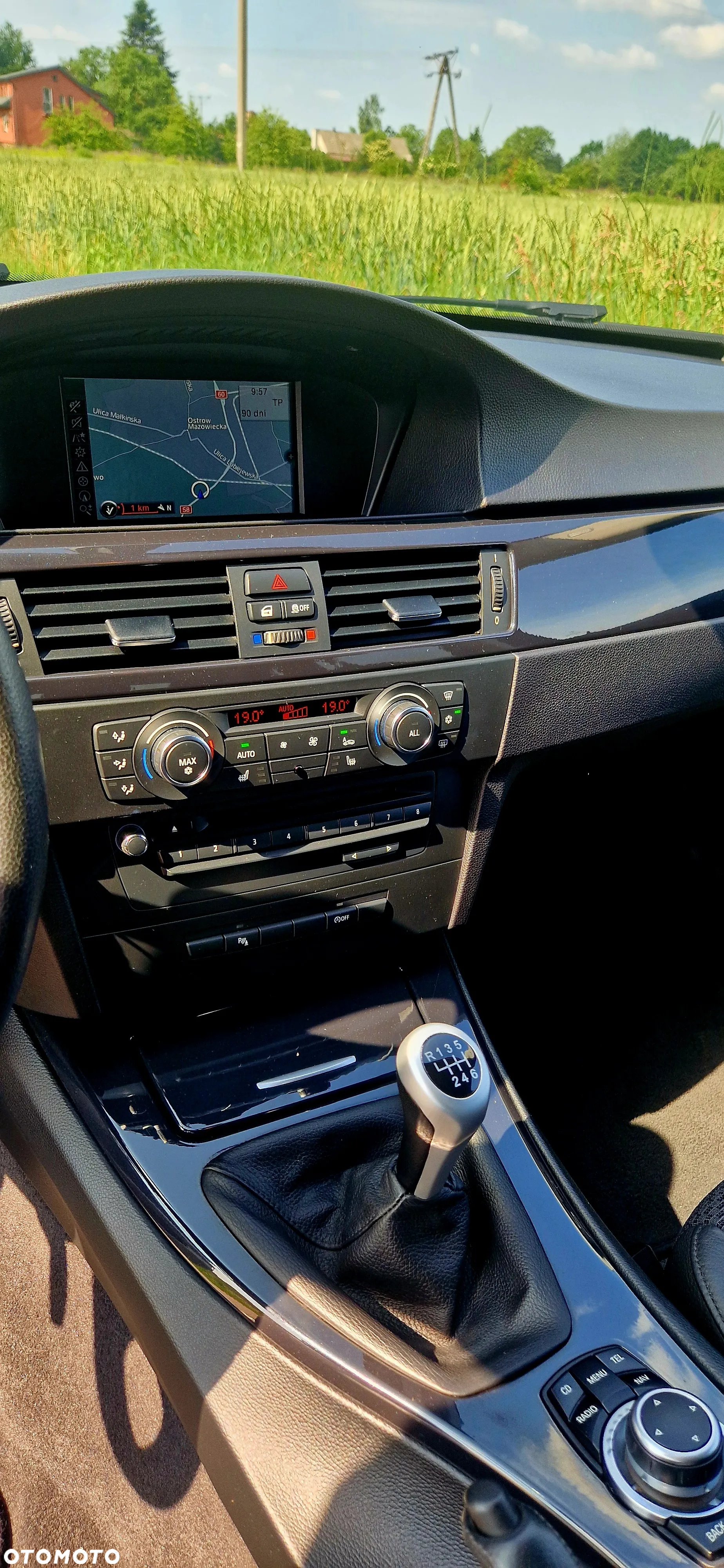 BMW Seria 3 320d DPF Touring - 16
