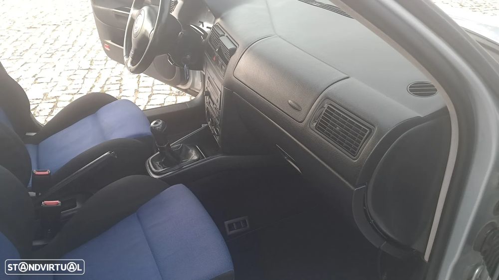 VW Golf 1.9 TDi Confortline AC - 17