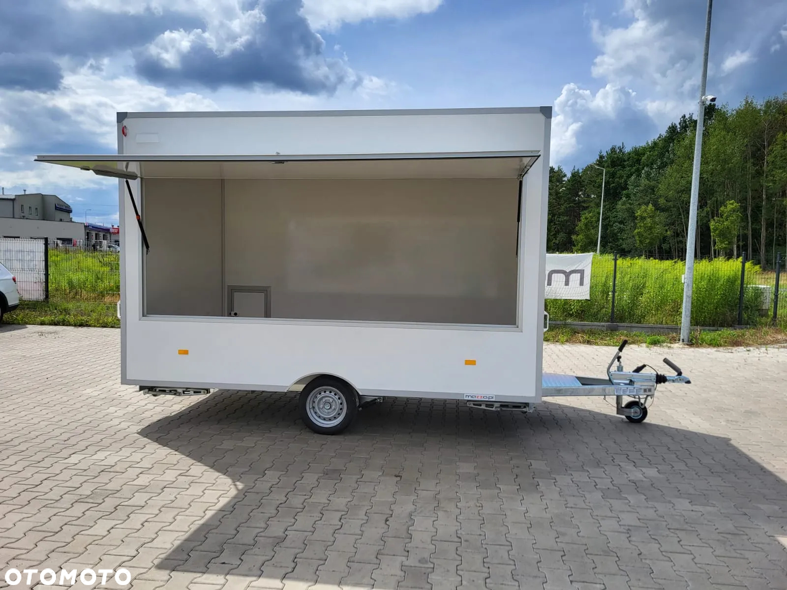 Niewiadów DOSTAWA 360x203x230! Przyczepa HANDLOWA Gastronomiczna dwuosiowa H13361H Ściany z LAMINATU! Jedno okno Koła 13C! - 13
