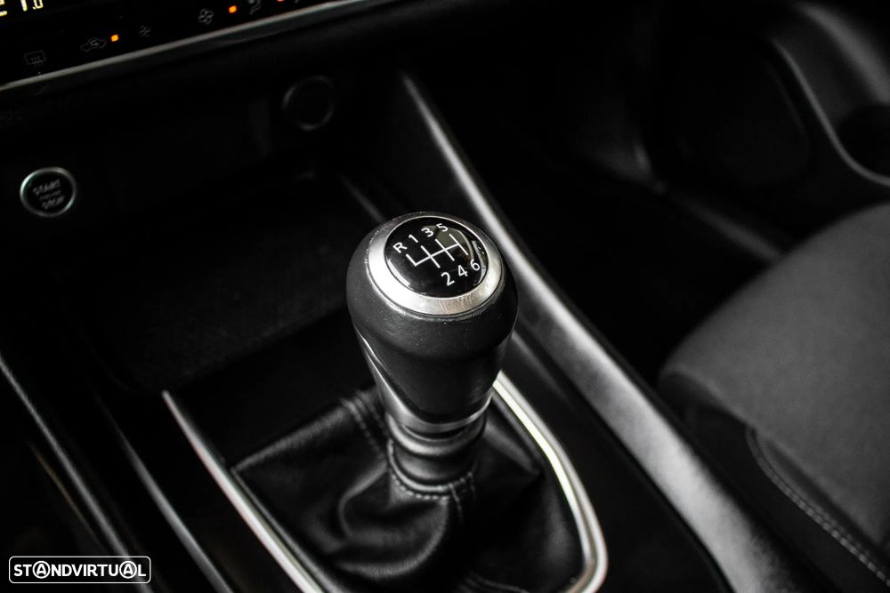 Nissan Qashqai 1.3 DIG-T MHEV N-Connecta - 21