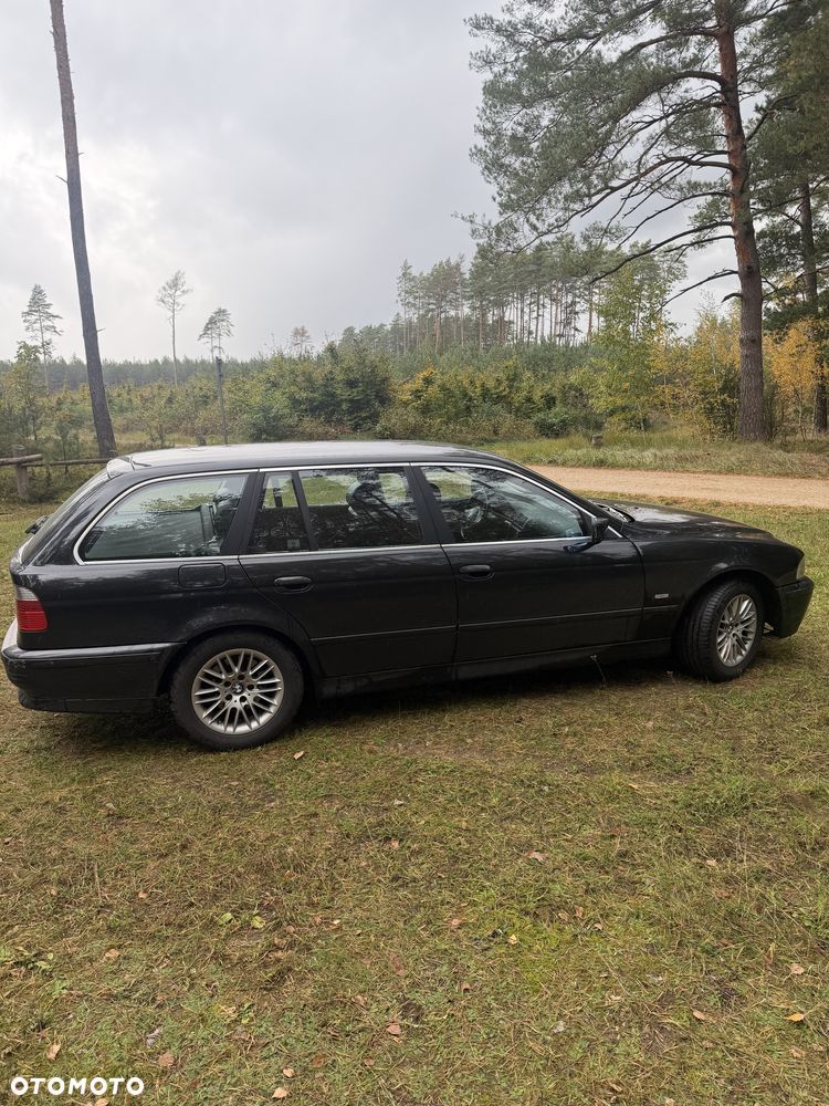 BMW Seria 5 - 23