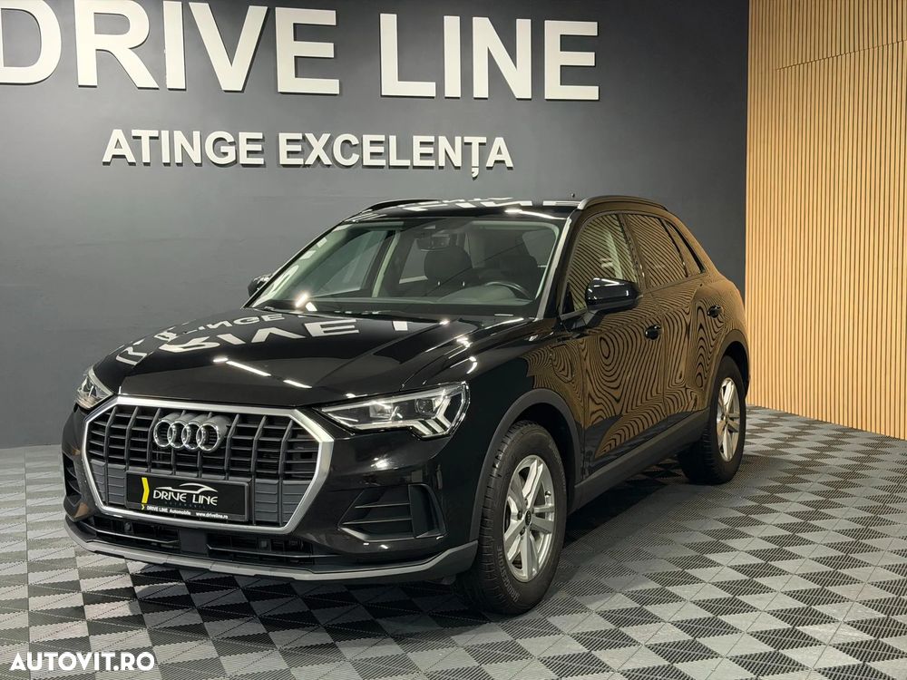 Audi Q3 45 TFSIe S tronic - 1