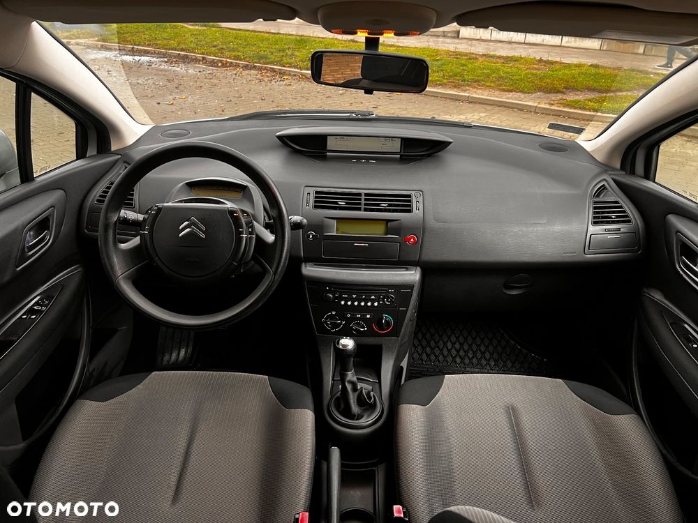 Citroën C4 1.4 16V Magic - 15