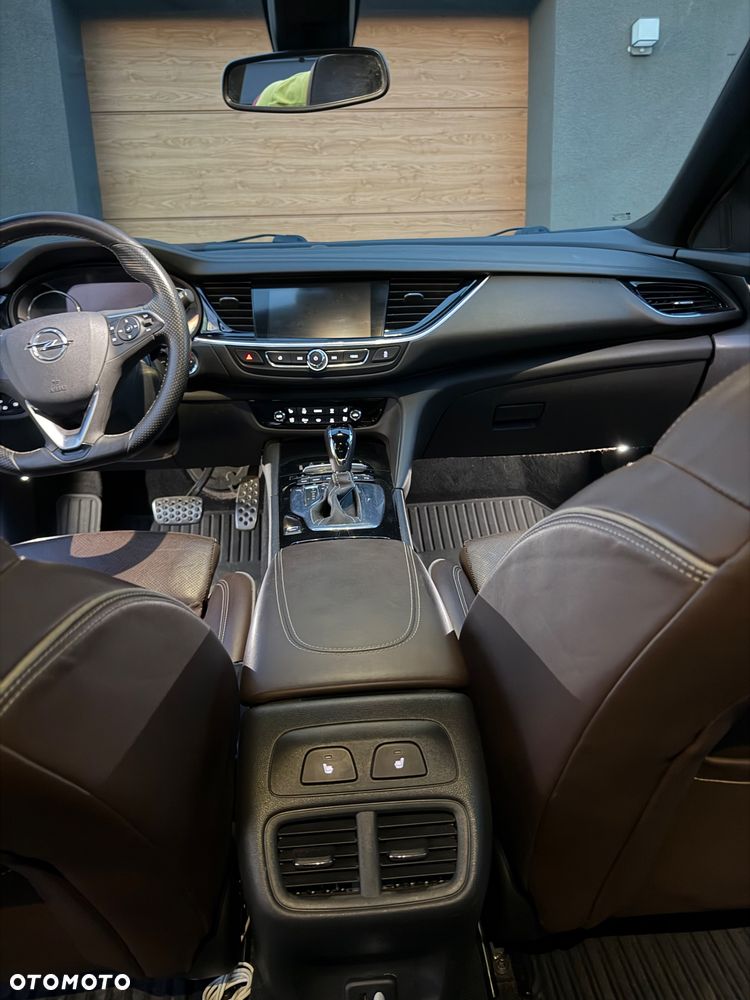 Opel Insignia 2.0 BiTurbo D 4x4 Automatik Exclusive - 14