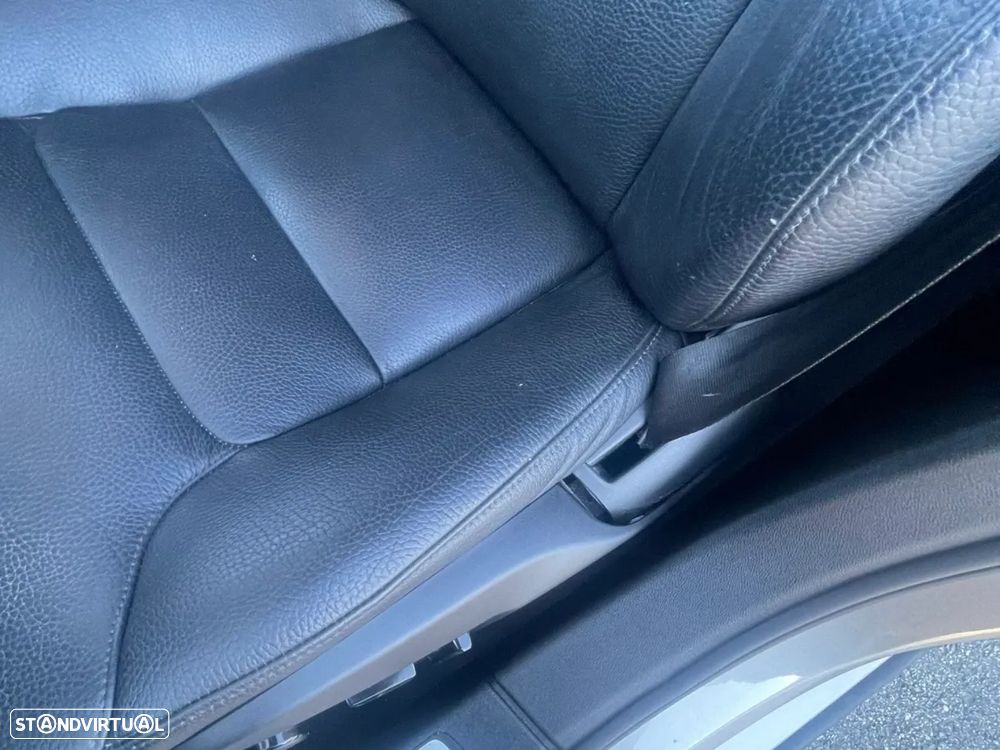 Volvo V60 2.0 D3 Momentum Plus Geartronic - 14