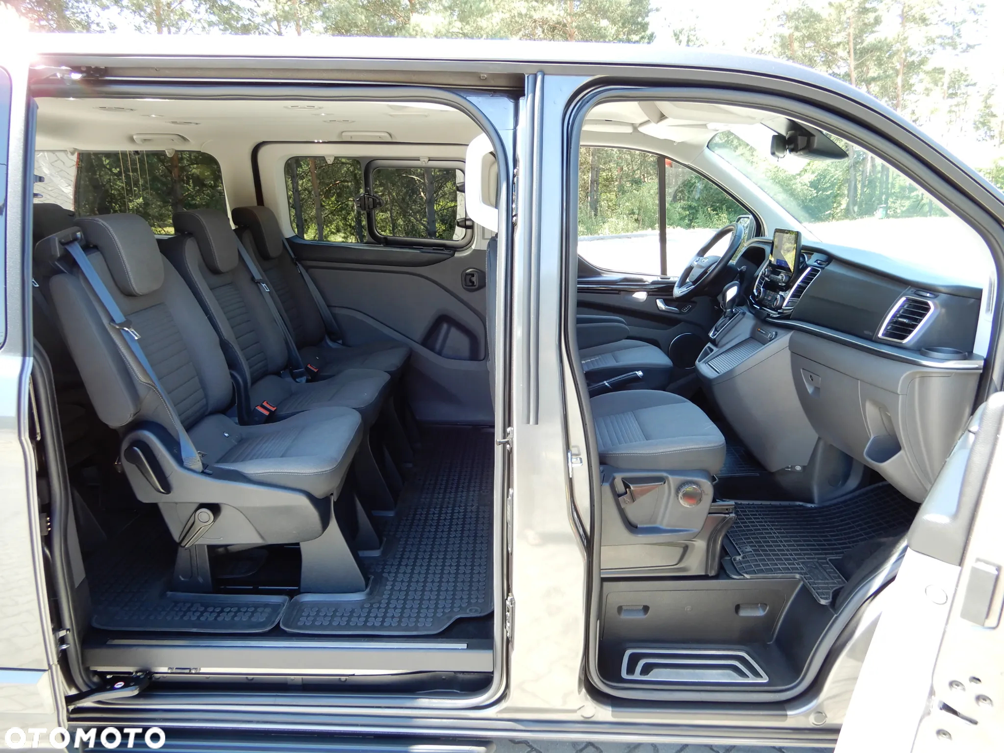 Ford Tourneo Custom 2.0 EcoBlue L2 Titanium SelectShift - 17