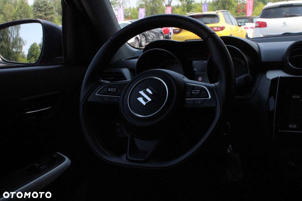 Suzuki Swift - 28