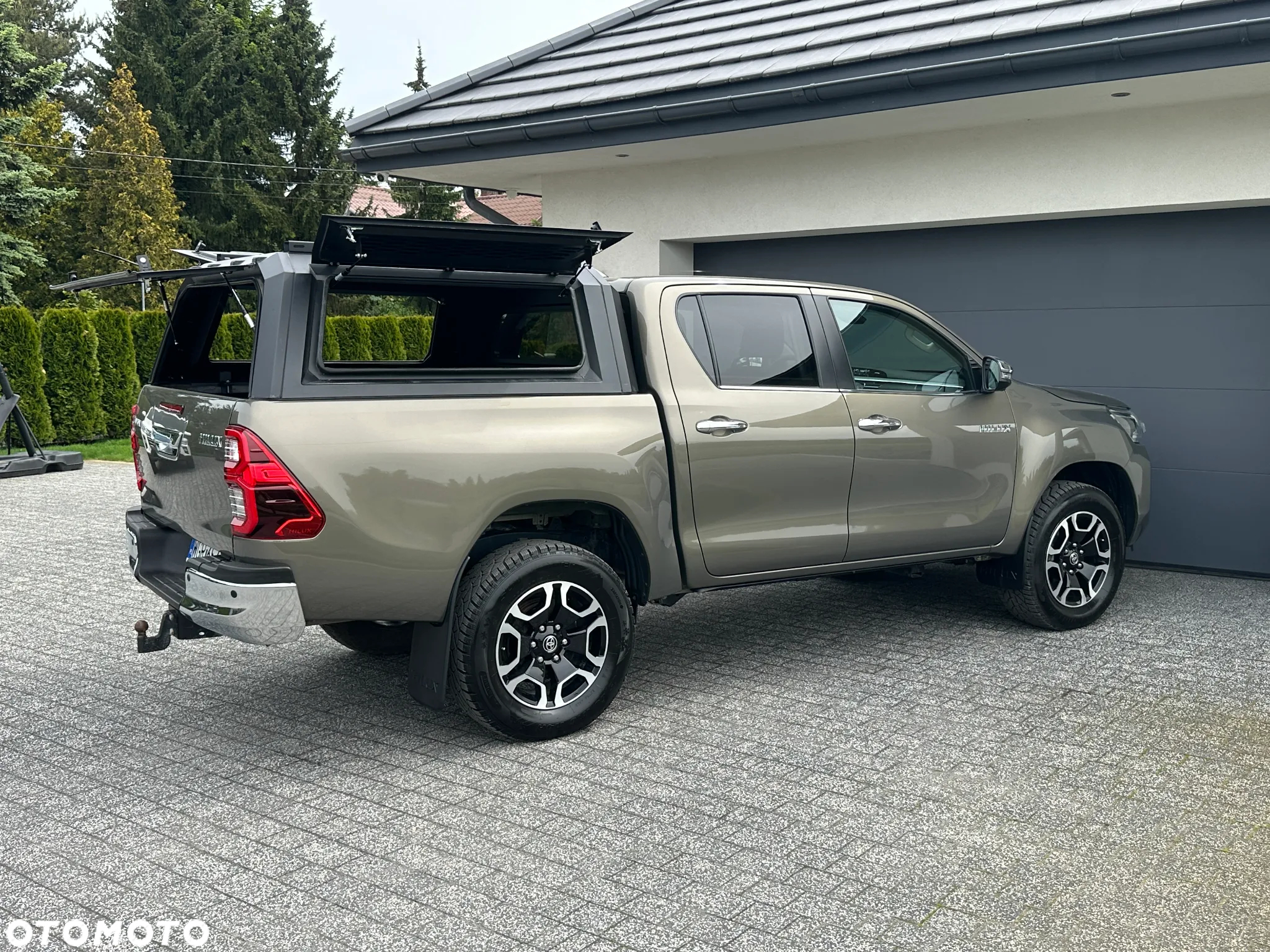 Toyota Hilux 2.8 D-4D Double Cab SR5+ 4x4 - 9
