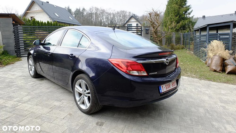 Opel Insignia 2.0 CDTI Edition - 9