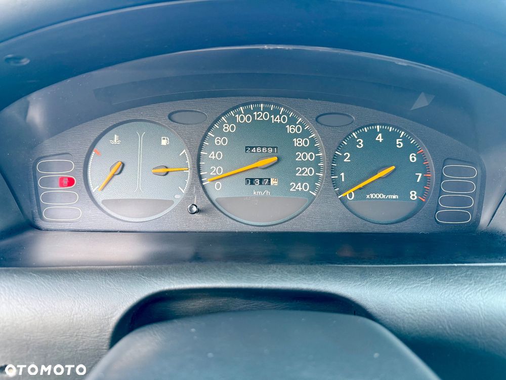 Mitsubishi Sigma - 23