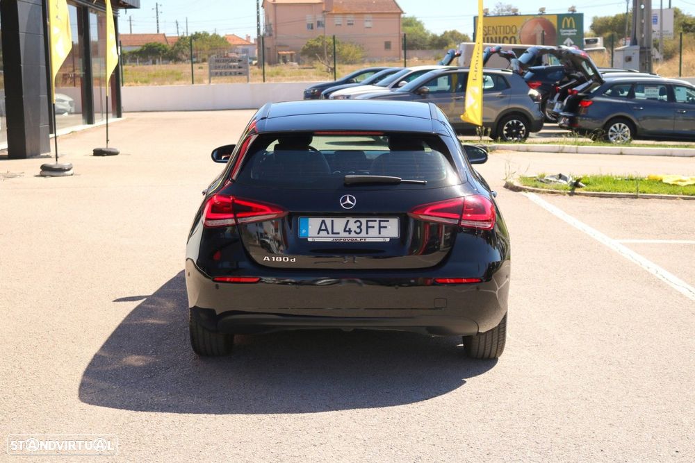 Mercedes-Benz A 180 d Style Plus Aut. - 9