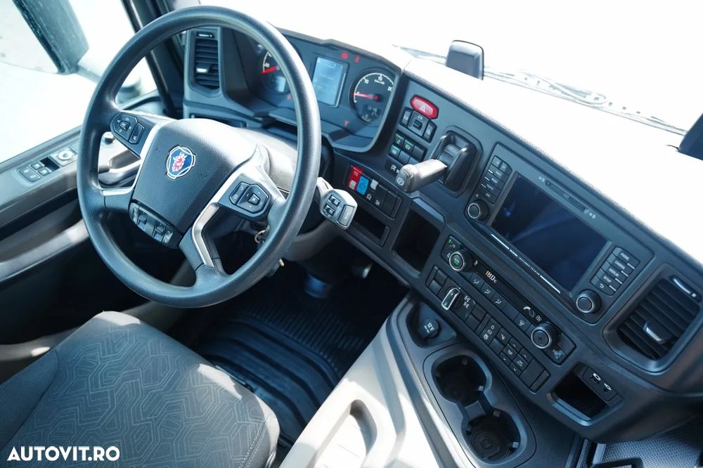 Scania P 450 XT / 6x4 / POMPĂ DE BETON CIFA K35L / ANUL 2019 / RADIOCOMANDĂ / IMPORTAT - 32