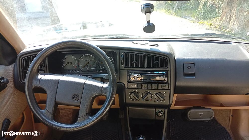 VW Passat ver-1-8-gt-16v - 3