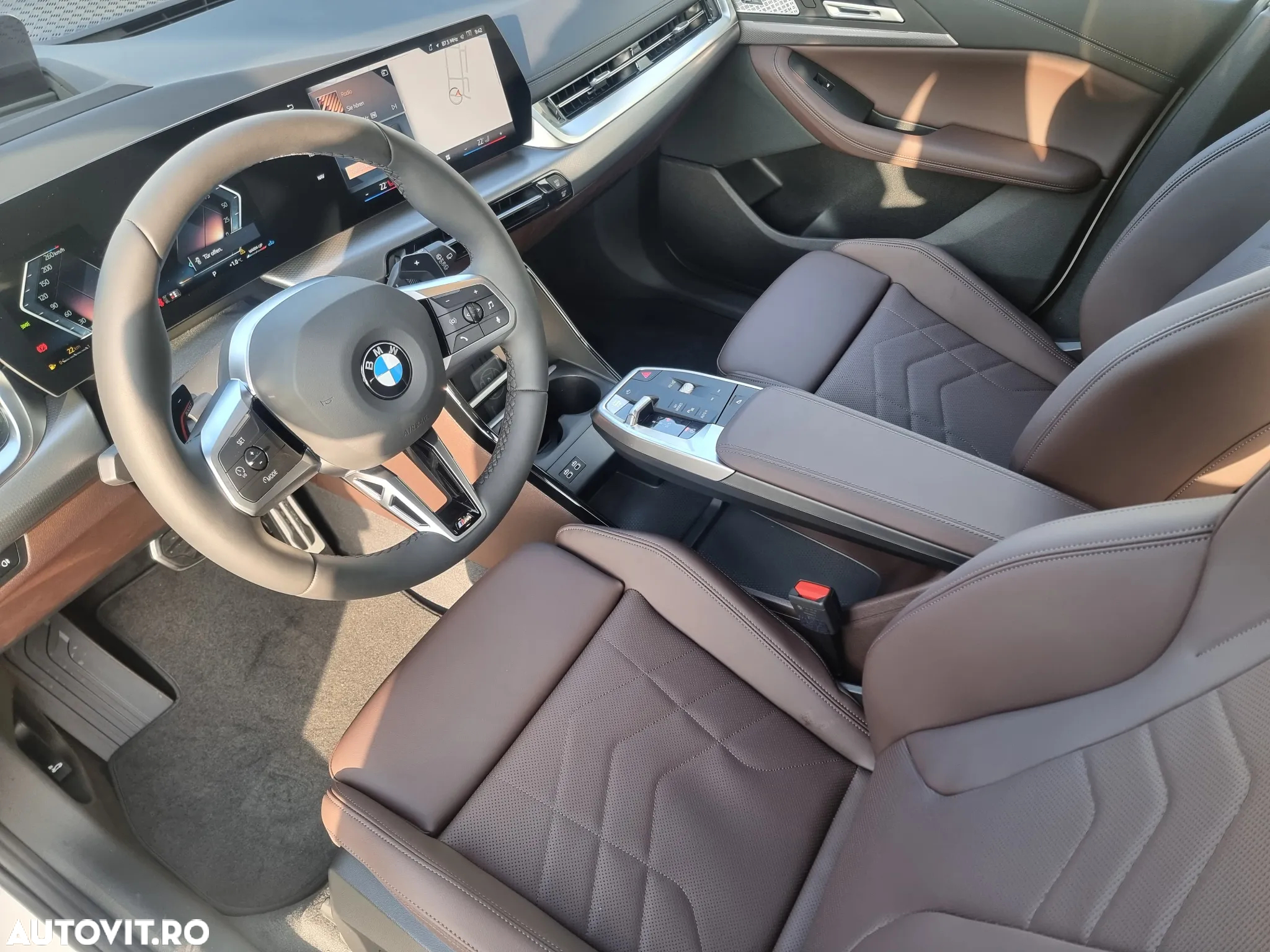 BMW Seria 2 218d xDrive AT - 9