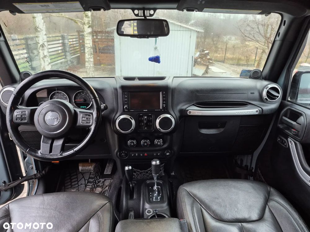 Jeep Wrangler 3.6 Unlim Sahara - 11