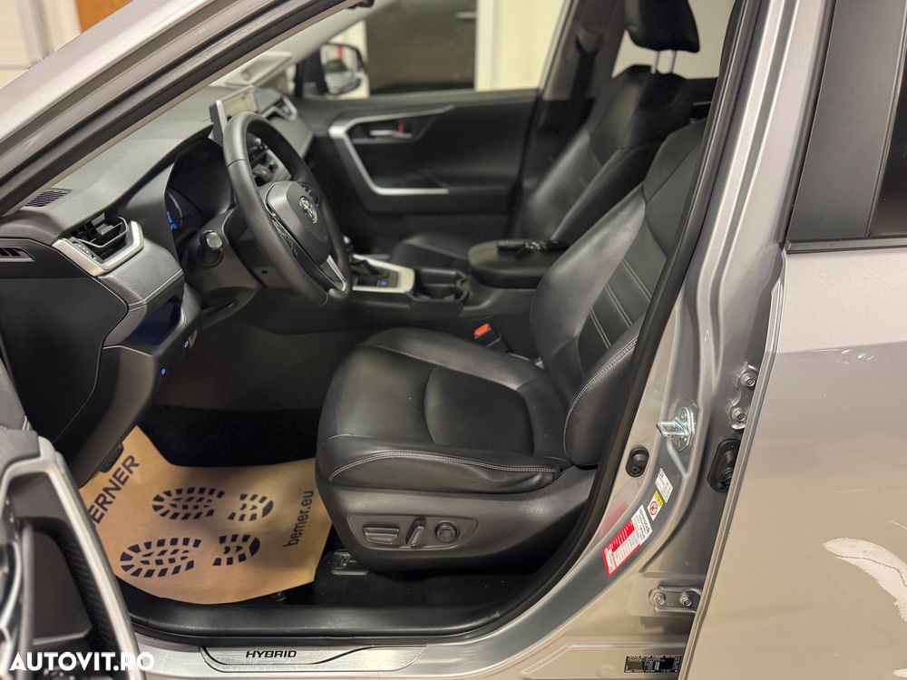 Toyota RAV4 - 17