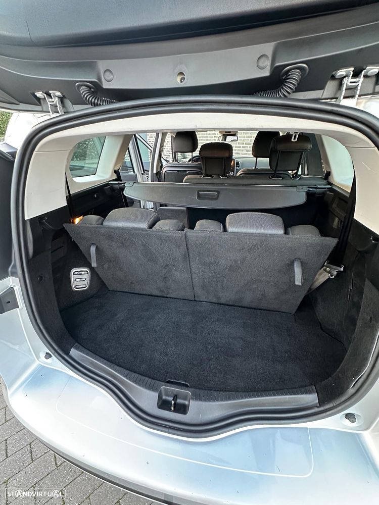 Renault Grand Scénic - 17