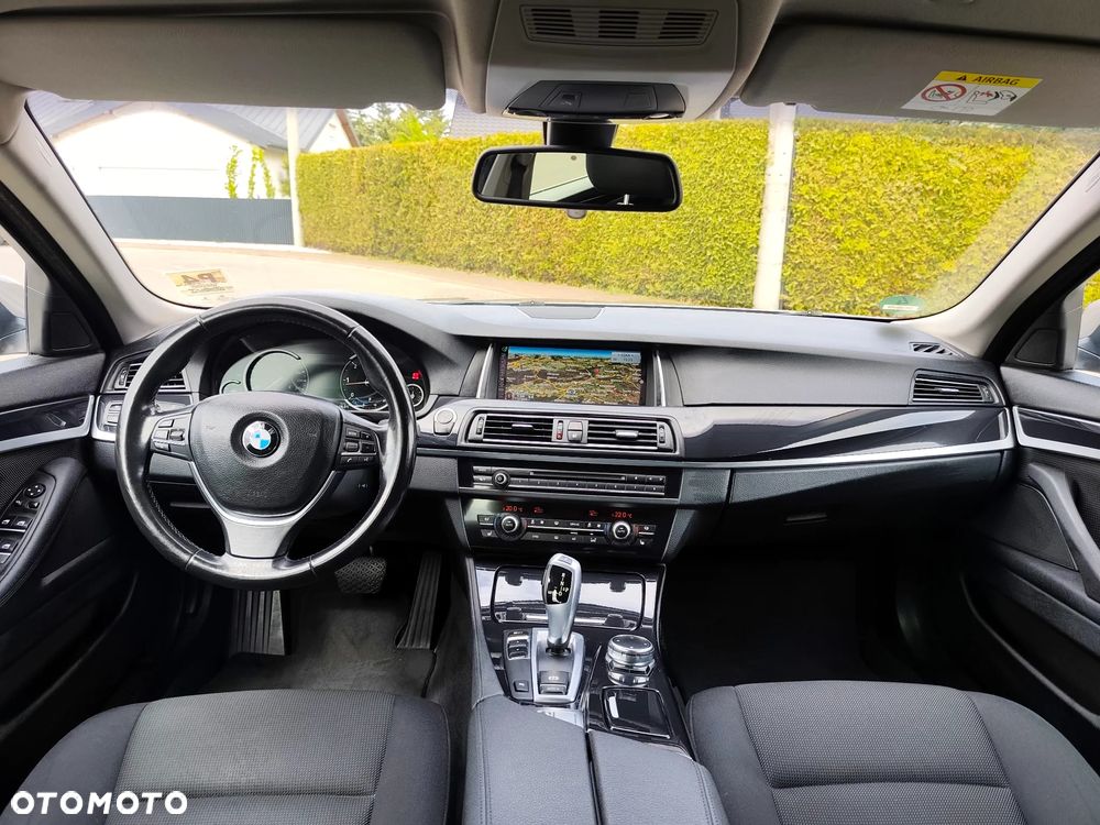 BMW Seria 5 520d - 19