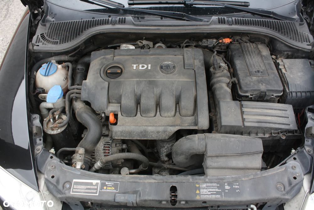 Skoda Octavia Combi 2.0 TDI DSG Laurin & Klement - 22