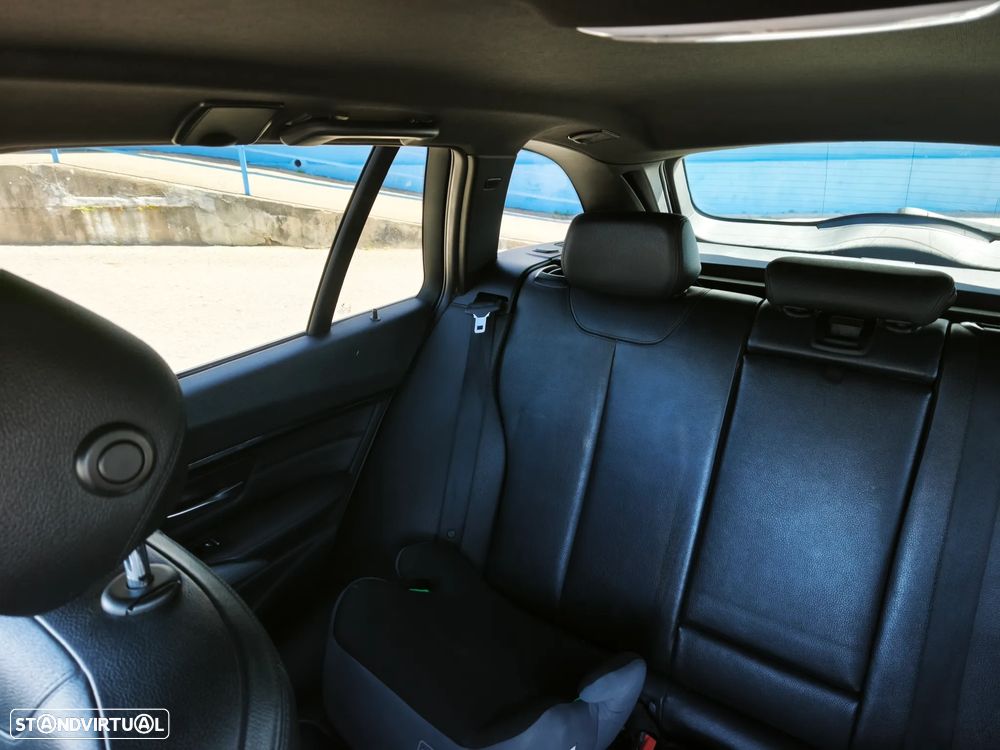 BMW 318 d Auto - 7